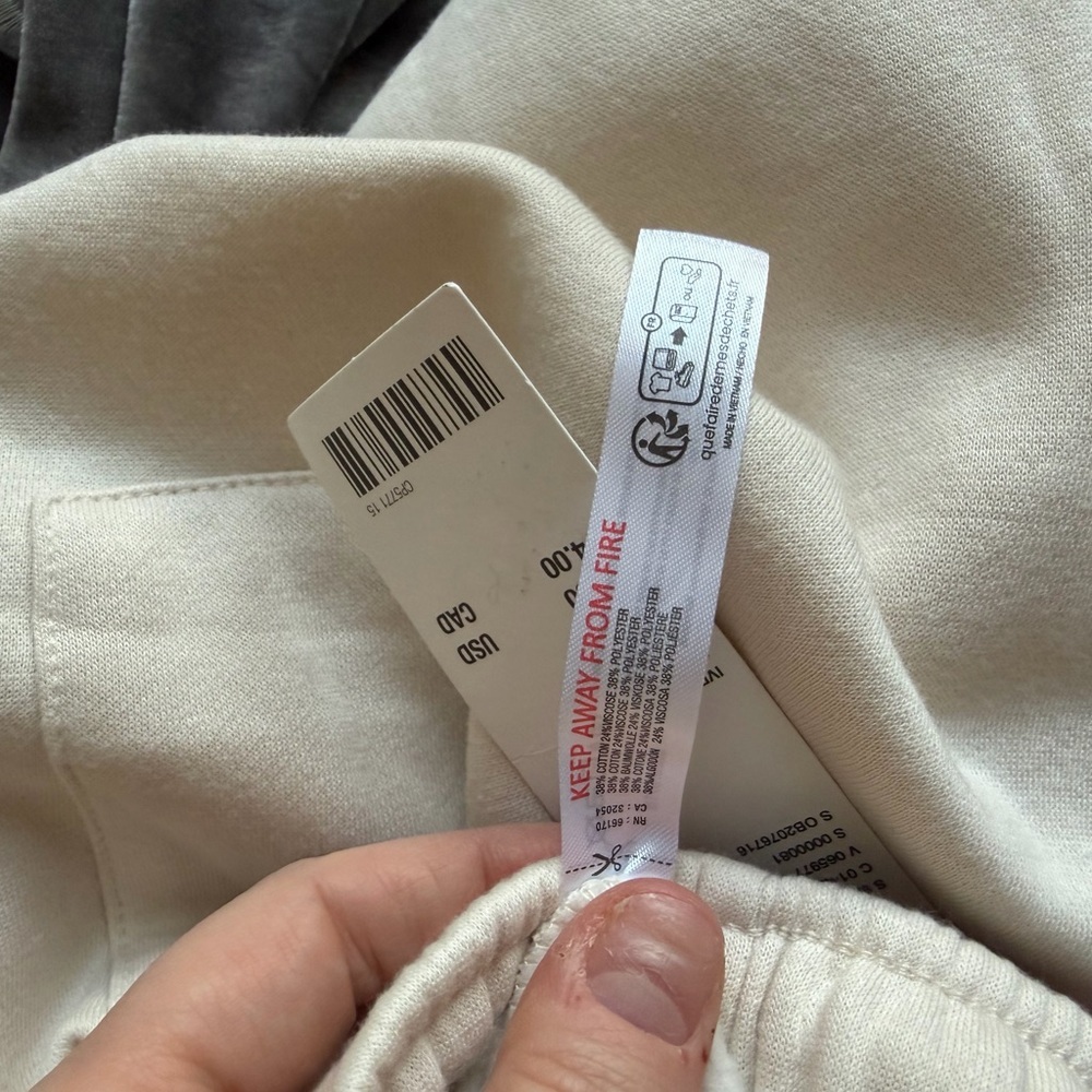 UO Alessia Flare Sweatpants - Picture 12 of 13